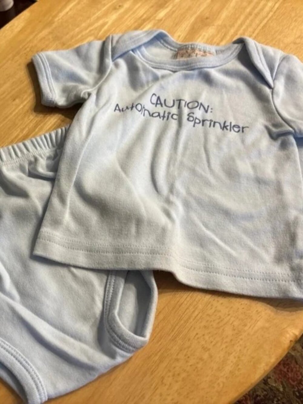 Kidgets 0/6 months baby 2 piece outfit light blue